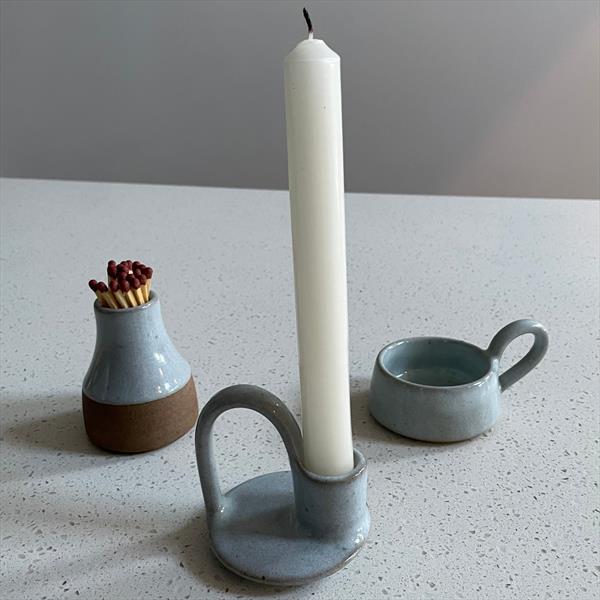 Wee Willy Winky Candlestick Holder - Eggshell