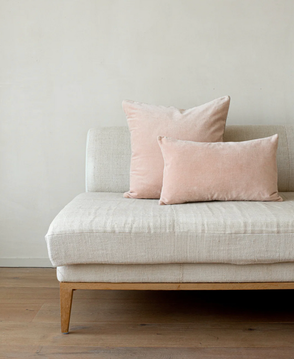 Misi Shell Velvet Cushion