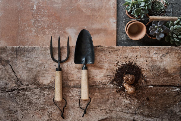 Ikel Garden Tools - Mango Wood & Iron